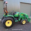 John Deere 3320 SOLD