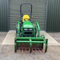 John Deere 2720