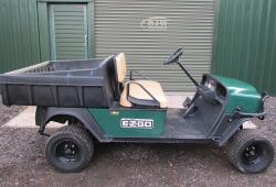 Utility vehicles / Quads