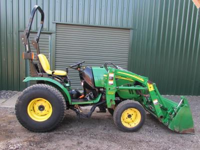 John Deere 2520 ** SOLD **