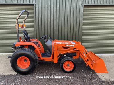 *SOLD* Kubota STV36