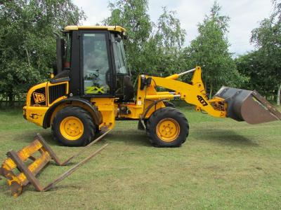 JCB 407 SOLD