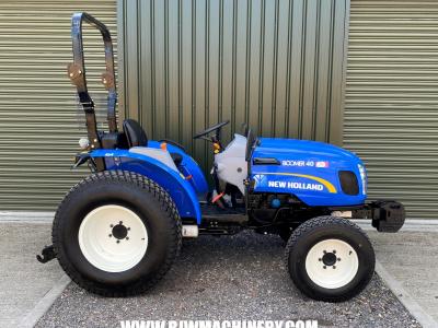 *SOLD* New Holland Boomer 40