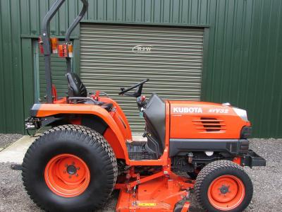 Kubota STV32 SOLD