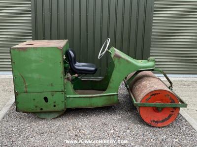 Ralph Spring & Co Cricket Roller SOLD