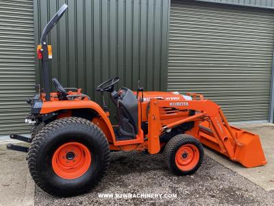 *SOLD* Kubota STV40