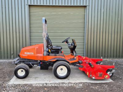 Kubota F3890