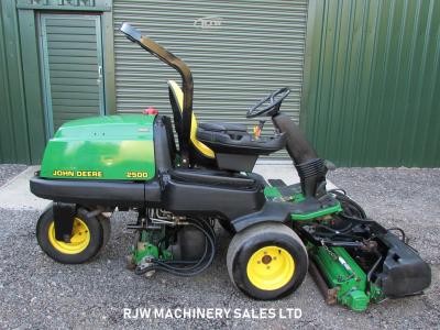 John Deere 2500 SOLD