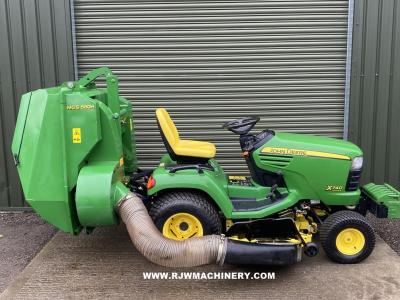 *SOLD* John Deere X740
