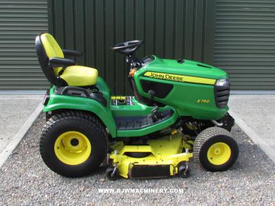 John Deere X750 SOLD