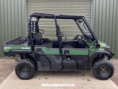 Utility vehicles / Quads