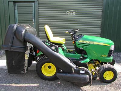 John Deere X740 SOLD