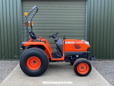 *SOLD* Kubota STV32