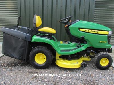 John Deere X300R SOLD