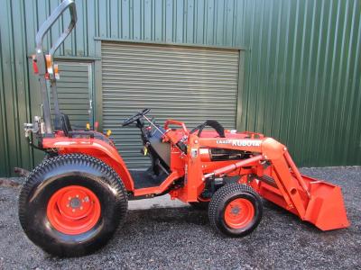 Kubota B2710 SOLD