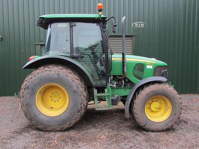 John Deere 5080M SOLD