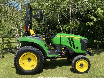 *SOLD* John Deere 2038R