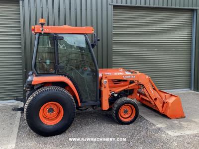 *SOLD* Kubota STV40