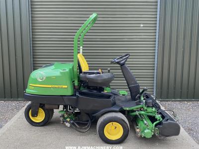 *SOLD* John Deere 2500B