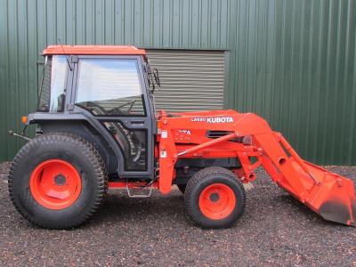 Kubota L4200 SOLD