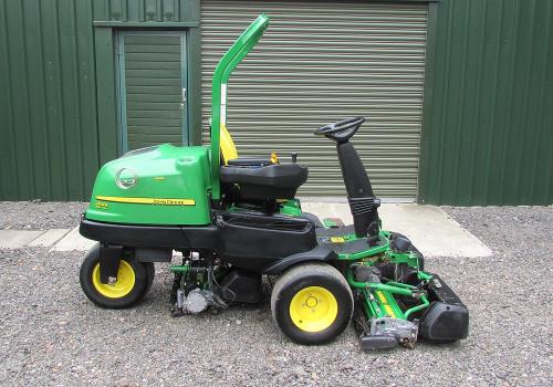 John Deere 2500E