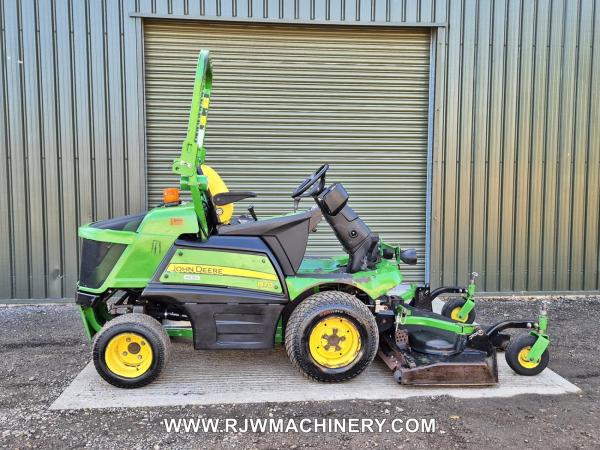 John Deere 1570 Terrain Cut Mower