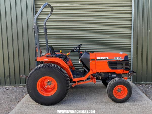 Kubota B2710