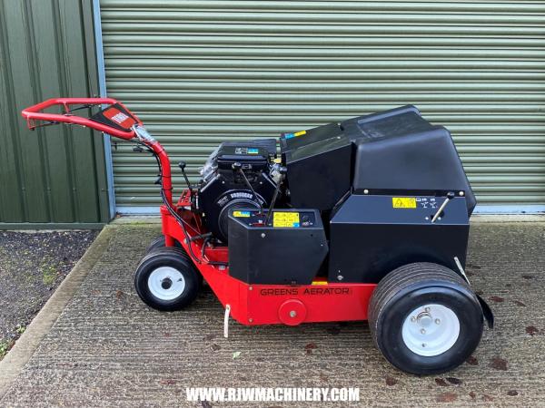 Toro Greens Aerator (09120)