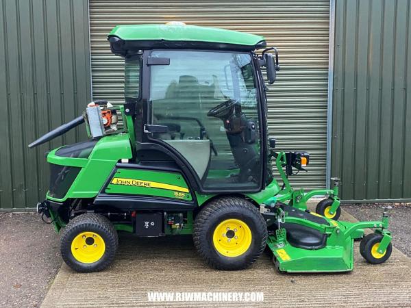 John Deere 1585 Terrain Cut