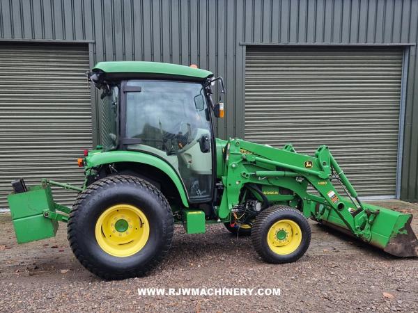 *SOLD* John Deere 4066R