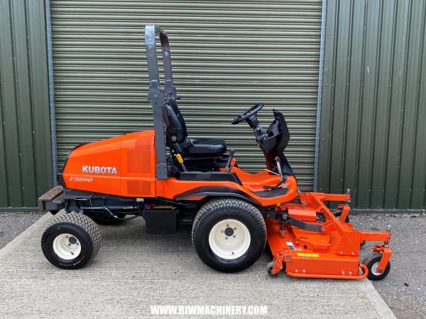 Kubota F3890
