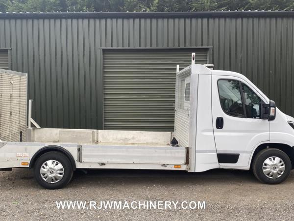 Peugeot Boxer 335