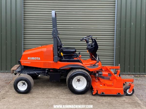 Kubota F3890